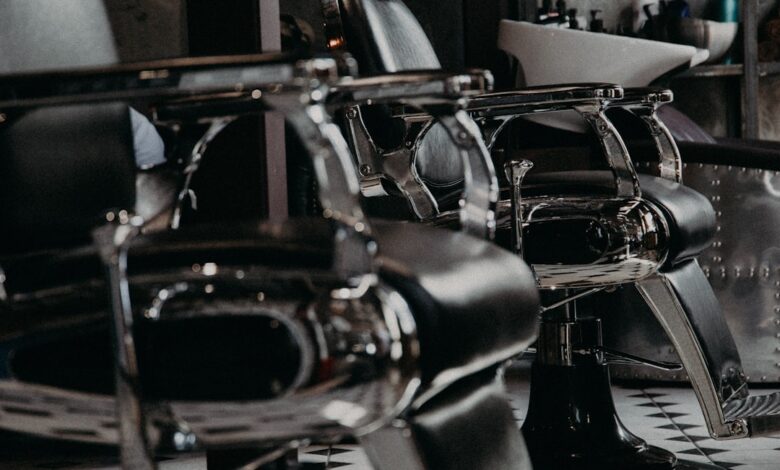 Waarom kapper Yous zo geliefd is bij krullend haar en overig haar