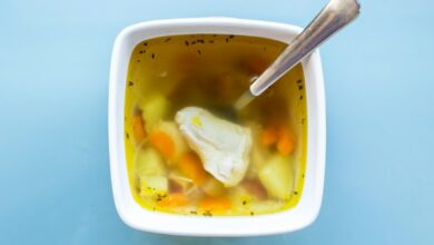 Photo of Kippensoep in de slowcooker: zo maak je de lekkerste versie