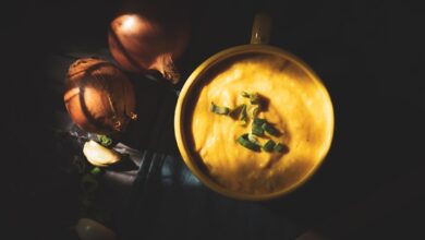 Photo of Uiensoep uit de slowcooker: zo maak je hem perfect